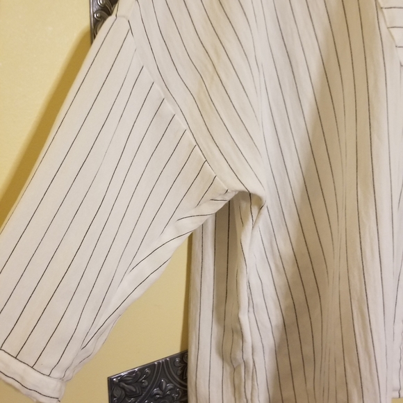 Black & White Classic Flowy Lightweight XXL - Picture 5 of 5